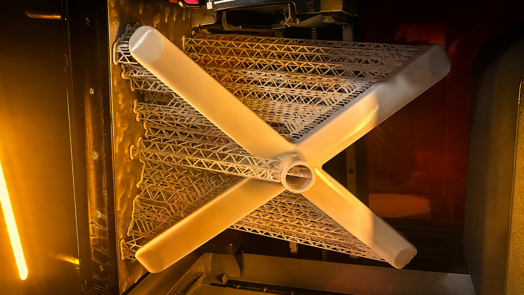 Professional SLA additive manufacturing in production